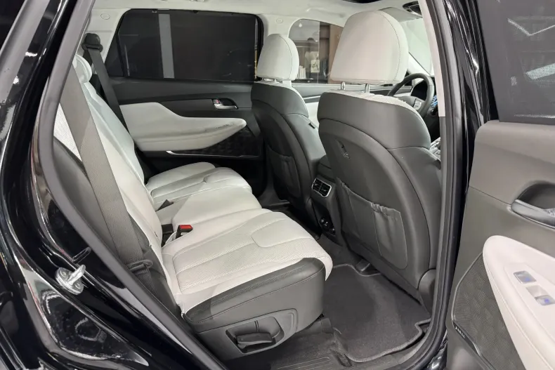 Hyundai SANTA FE din 2021 cu 59.600 km - oferta HYU163991 - foto 11