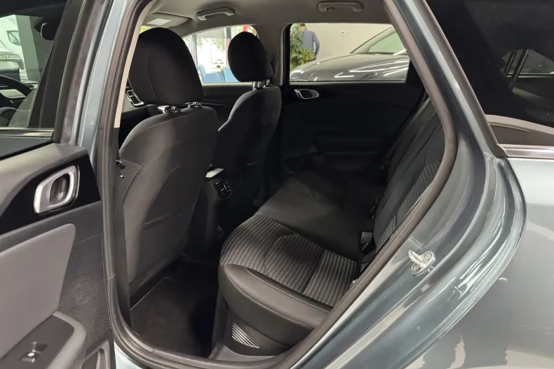 Kia Ceed din 2022 cu 155.000 km - oferta KIA163993 - foto 8