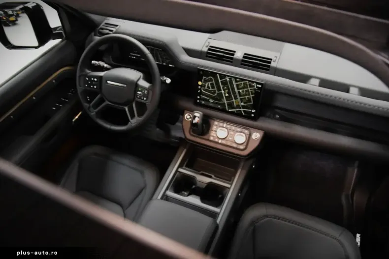 Land Rover Defender din 2025 cu 11.484 km - oferta LAN164000 - foto 3