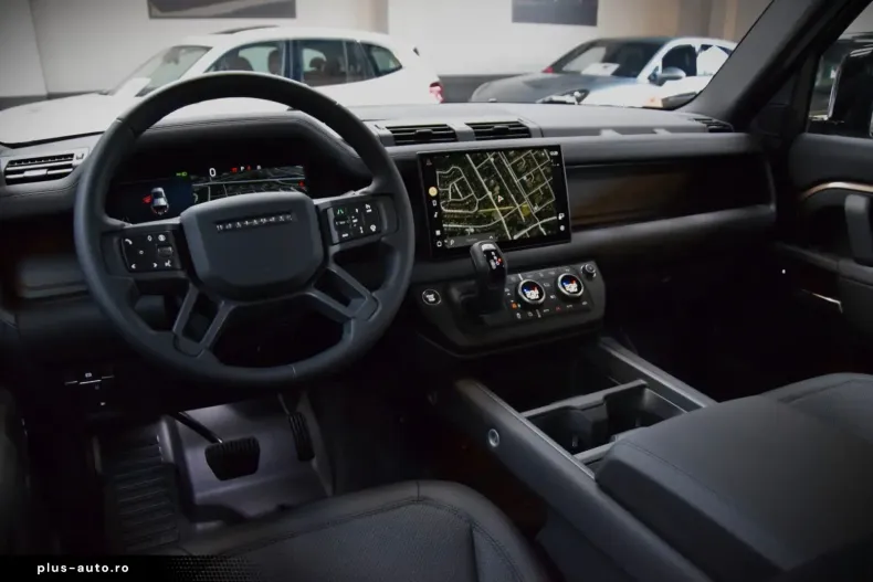 Land Rover Defender din 2025 cu 11.484 km - oferta LAN164000 - foto 6