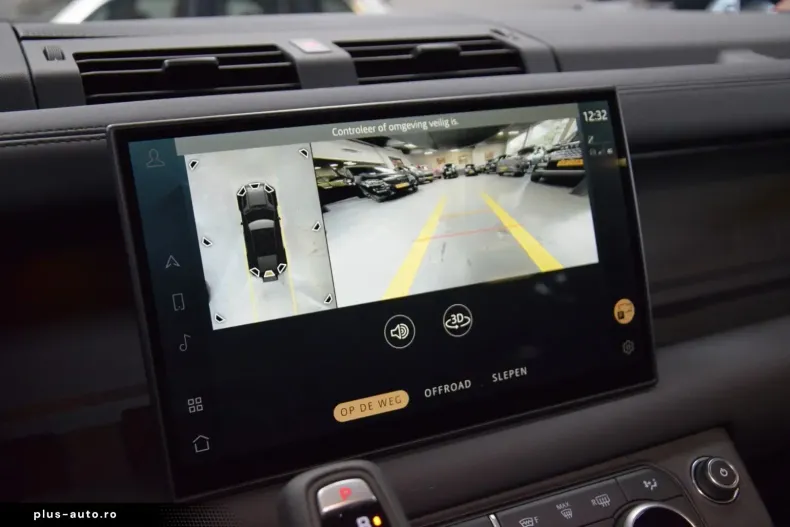 Land Rover Defender din 2025 cu 11.484 km - oferta LAN164000 - foto 8