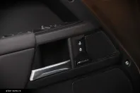 Land Rover Defender din 2025 cu 11.484 km - oferta LAN164000 - foto 10