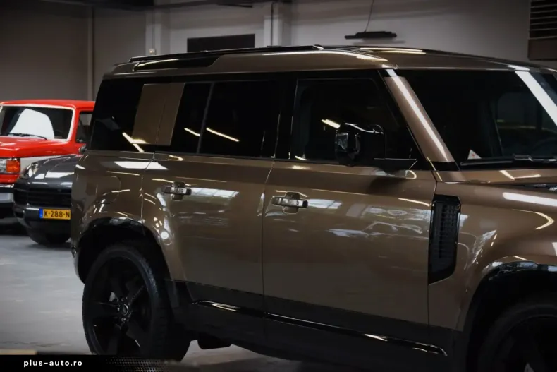 Land Rover Defender din 2025 cu 11.484 km - oferta LAN164000 - foto 32