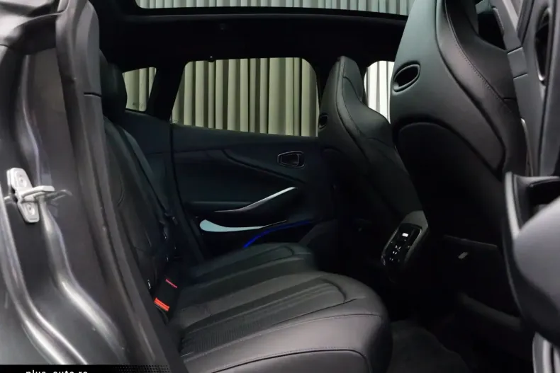 Aston Martin DBX din 2024 cu 2.500 km - oferta AST164001 - foto 7