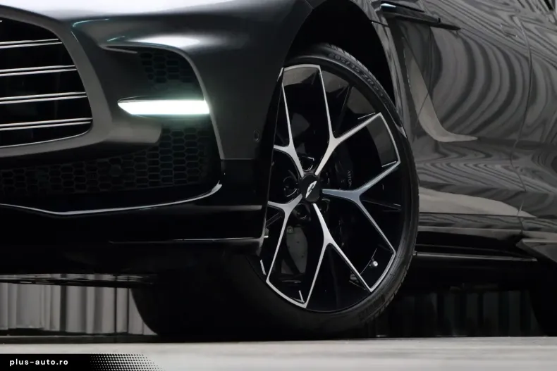 Aston Martin DBX din 2024 cu 2.500 km - oferta AST164001 - foto 9