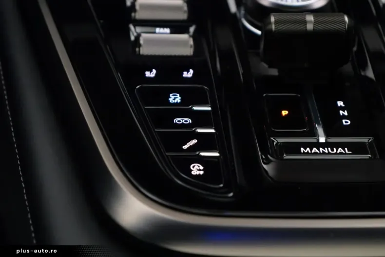 Aston Martin DBX din 2024 cu 2.500 km - oferta AST164001 - foto 20