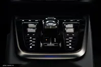 Aston Martin DBX din 2024 cu 2.500 km - oferta AST164001 - foto 22