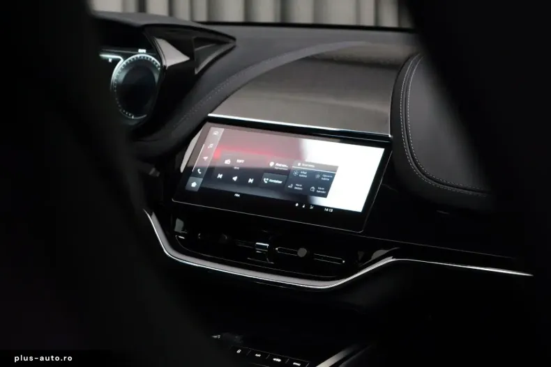 Aston Martin DBX din 2024 cu 2.500 km - oferta AST164001 - foto 23