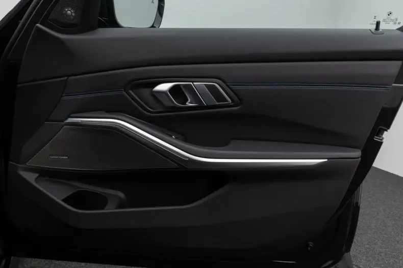 BMW 330 din 2022 cu 54.450 km - oferta BMW164009 - foto 30