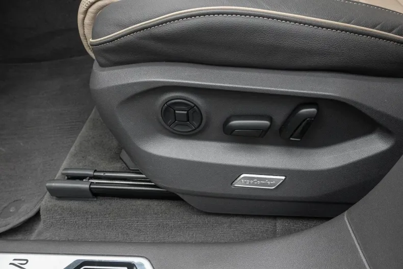 Volkswagen Touareg din 2025 cu 16.741 km - oferta VOL164020 - foto 14