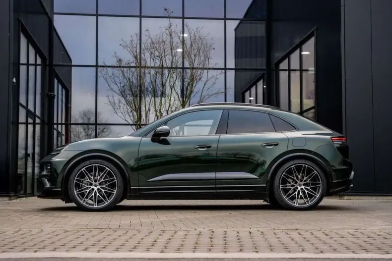 Porsche Macan din 2024 cu 26.215 km - oferta POR164024 - foto 2