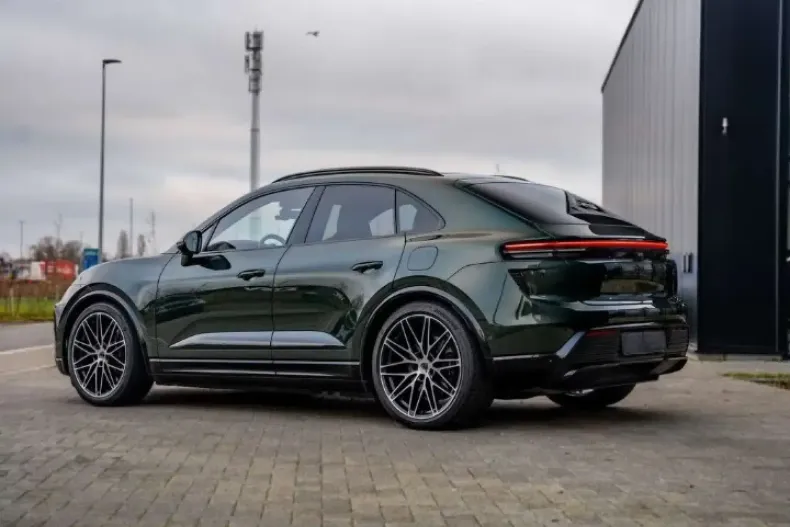 Porsche Macan din 2024 cu 26.215 km - oferta POR164024 - foto 6
