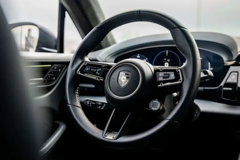 Porsche Macan din 2024 cu 26.215 km - oferta POR164024 - foto 11