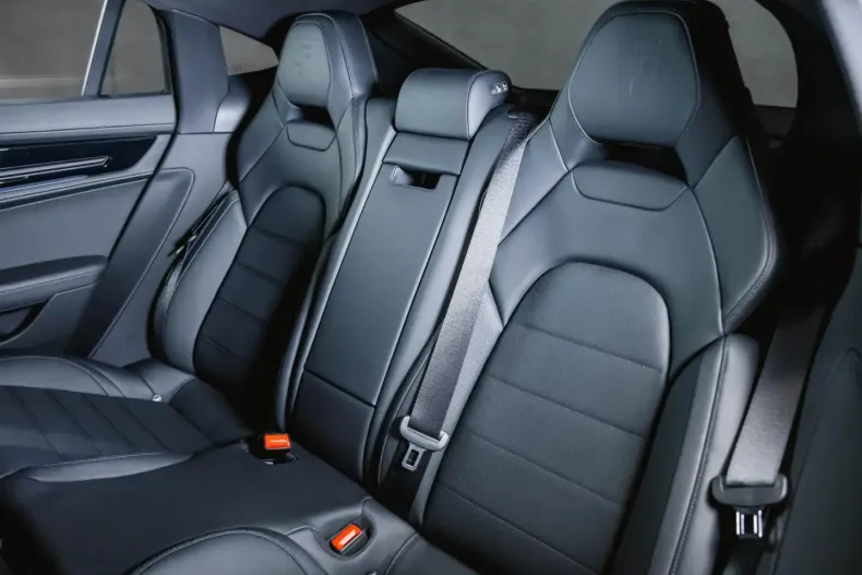 Porsche Panamera din 2025 cu 16.700 km - oferta POR164025 - foto 16