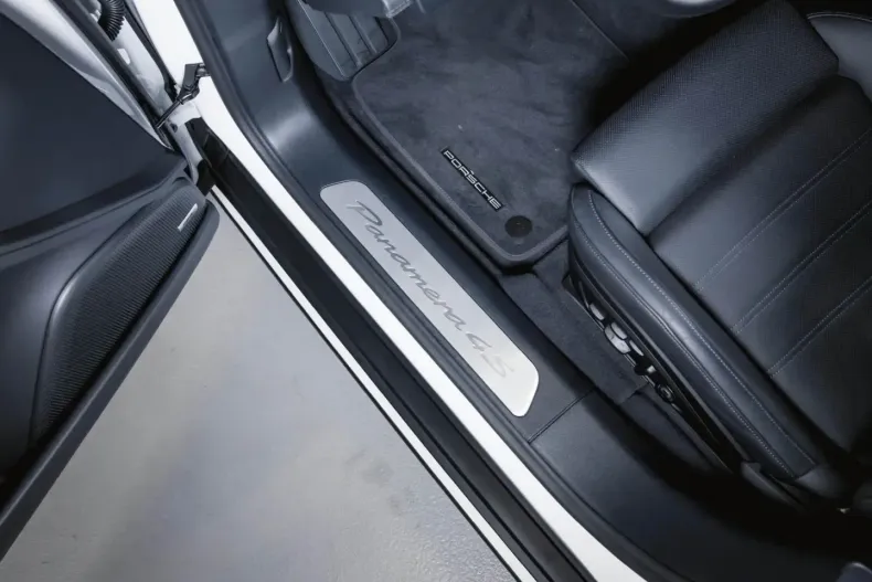 Porsche Panamera din 2025 cu 16.700 km - oferta POR164025 - foto 19