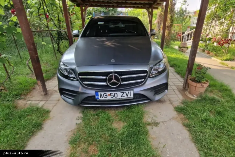 Mercedes-Benz E 220 din 2020 cu 129.800 km - oferta MER164026 - foto 1
