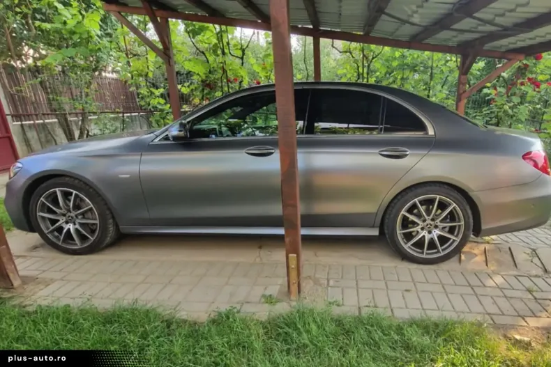 Mercedes-Benz E 220 din 2020 cu 129.800 km - oferta MER164026 - foto 3