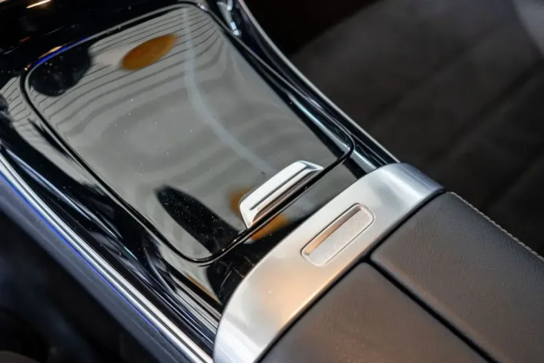 Mercedes-Benz CLE 200 din 2024 cu 14.186 km - oferta MER164040 - foto 9