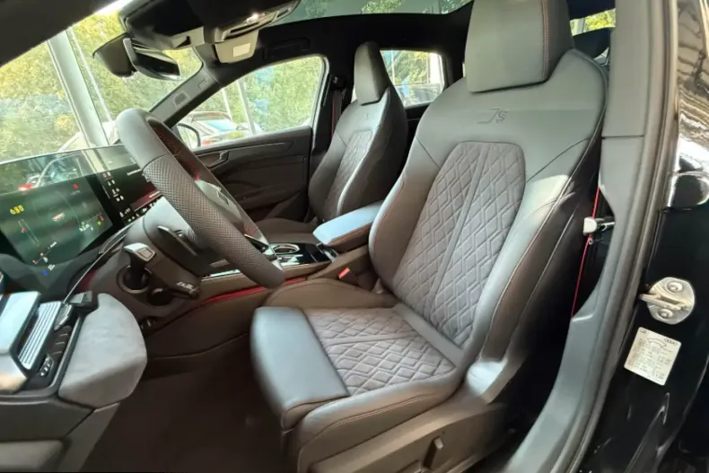 Audi A6 din 2025 cu 50 km - oferta AUD164043 - foto 2