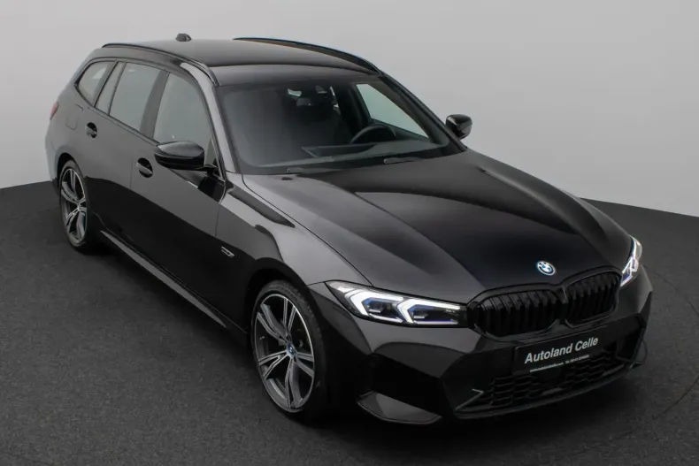 BMW 330 din 2022 cu 86.246 km - oferta BMW164044 - foto 1