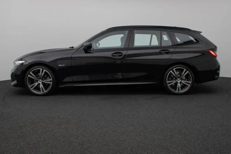 BMW 330 din 2022 cu 86.246 km - oferta BMW164044 - foto 10