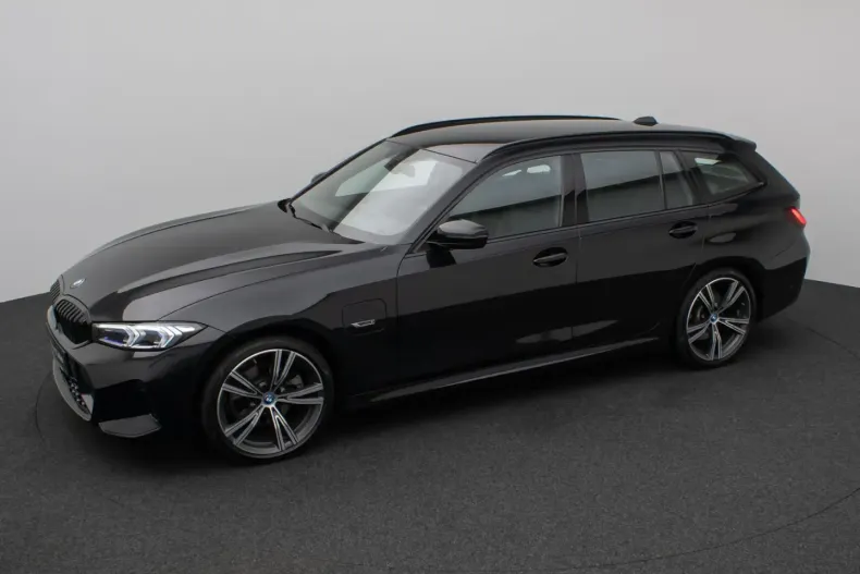 BMW 330 din 2022 cu 86.246 km - oferta BMW164044 - foto 11