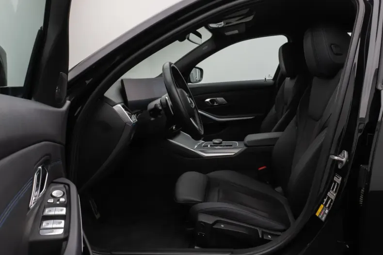 BMW 330 din 2022 cu 86.246 km - oferta BMW164044 - foto 19