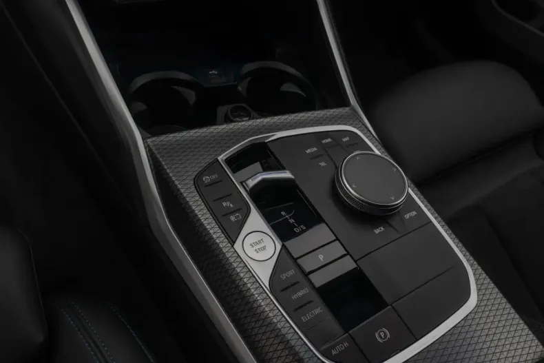 BMW 330 din 2022 cu 86.246 km - oferta BMW164044 - foto 22