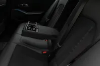 BMW 330 din 2022 cu 86.246 km - oferta BMW164044 - foto 27