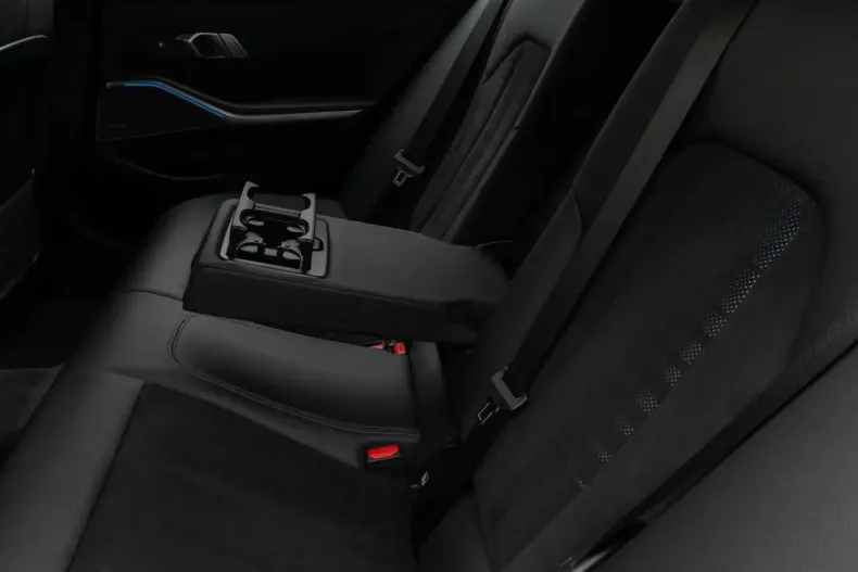 BMW 330 din 2022 cu 86.246 km - oferta BMW164044 - foto 27