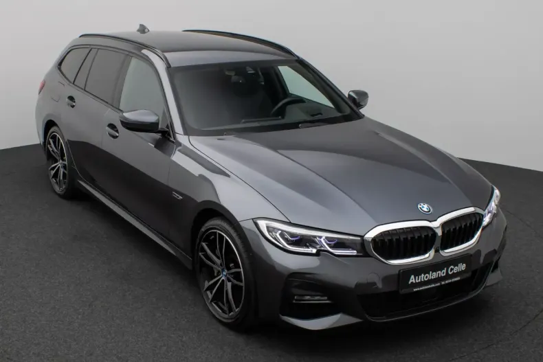 BMW 330 din 2021 cu 50.373 km - oferta BMW164046 - foto 1