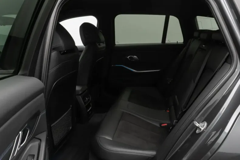 BMW 330 din 2021 cu 50.373 km - oferta BMW164046 - foto 25