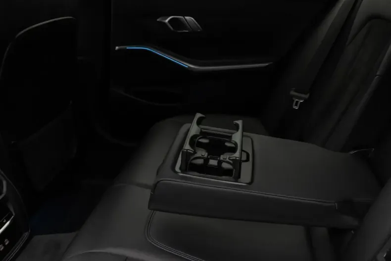 BMW 330 din 2021 cu 50.373 km - oferta BMW164046 - foto 27