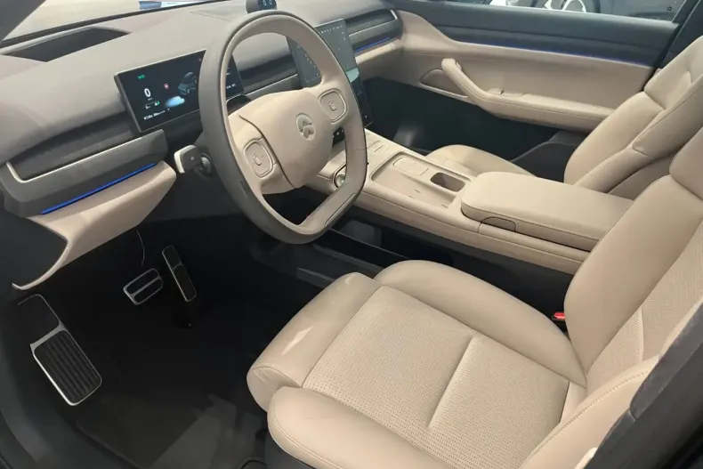 NIO EL8 din 2024 cu 30.000 km - oferta NIO164047 - foto 10