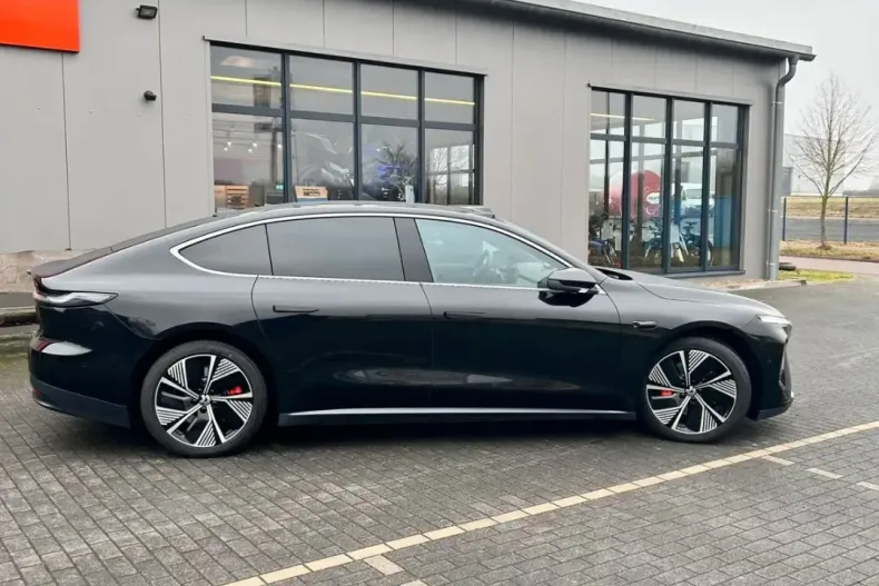 NIO ET7 din 2023 cu 36.000 km - oferta NIO164049 - foto 1