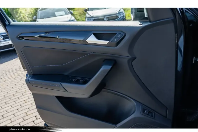 Volkswagen T-Roc din 2024 cu 27.074 km - oferta VOL164053 - foto 27