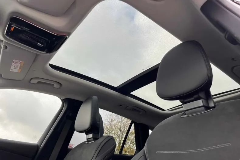 Mercedes-Benz GLC 300 din 2024 cu 11.527 km - oferta MER164054 - foto 8