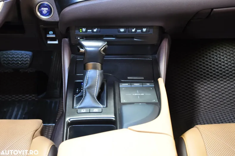 Lexus Seria ES din 2020 cu 56.000 km - oferta LEX164057 - foto 14