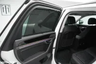 Volkswagen Touareg din 2025 cu 4.000 km - oferta VOL164058 - foto 15