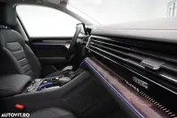 Volkswagen Touareg din 2025 cu 4.000 km - oferta VOL164058 - foto 20