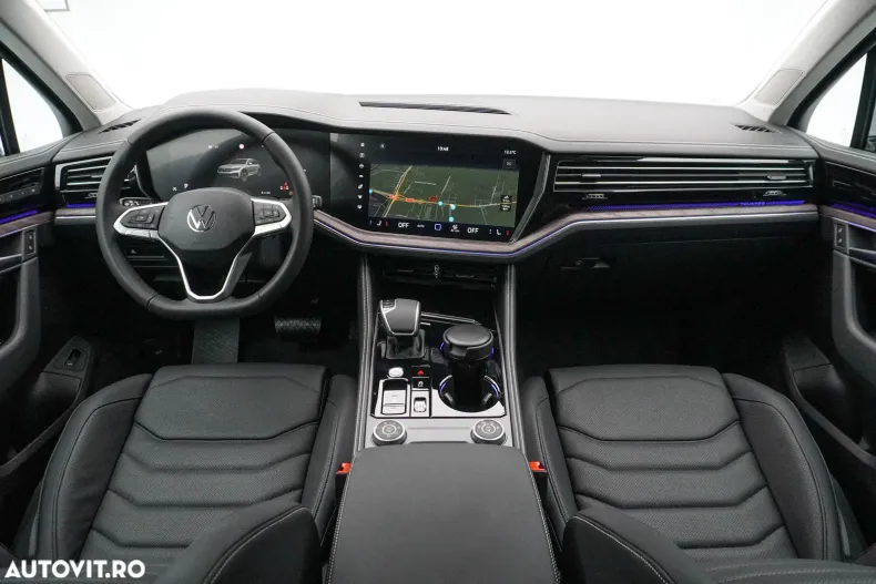 Volkswagen Touareg din 2025 cu 4.000 km - oferta VOL164058 - foto 21