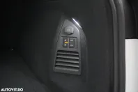 Volkswagen Touareg din 2025 cu 4.000 km - oferta VOL164058 - foto 39