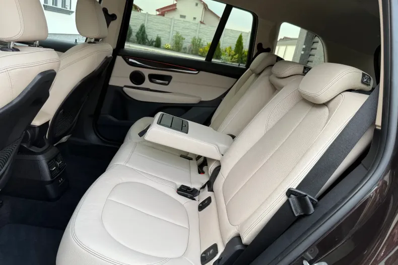 BMW Seria 2 din 2019 cu 159.400 km - oferta BMW164068 - foto 18