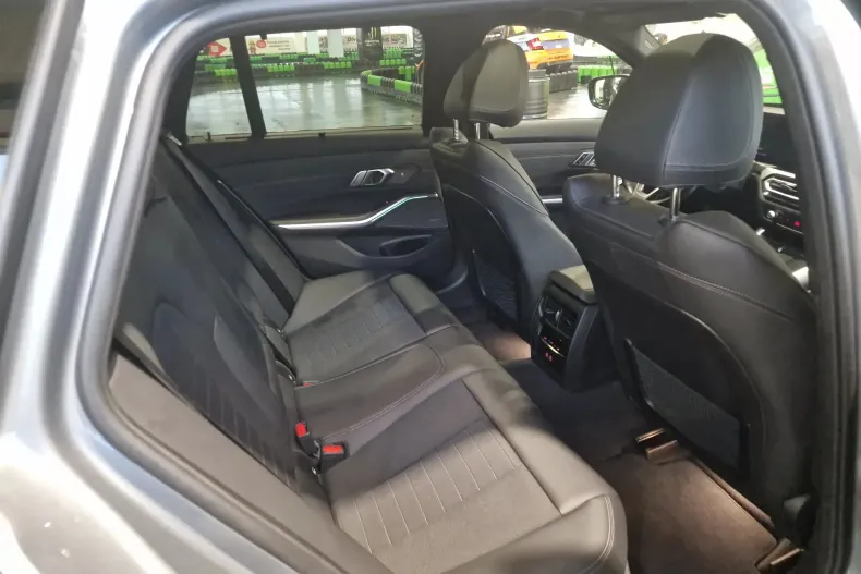 BMW Seria 3 din 2023 cu 156.000 km - oferta BMW164073 - foto 22