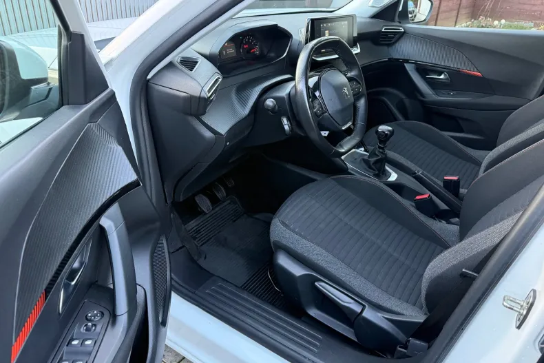 Peugeot 2008 din 2020 cu 77.770 km - oferta PEU164075 - foto 3