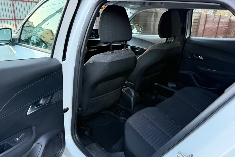 Peugeot 2008 din 2020 cu 77.770 km - oferta PEU164075 - foto 23