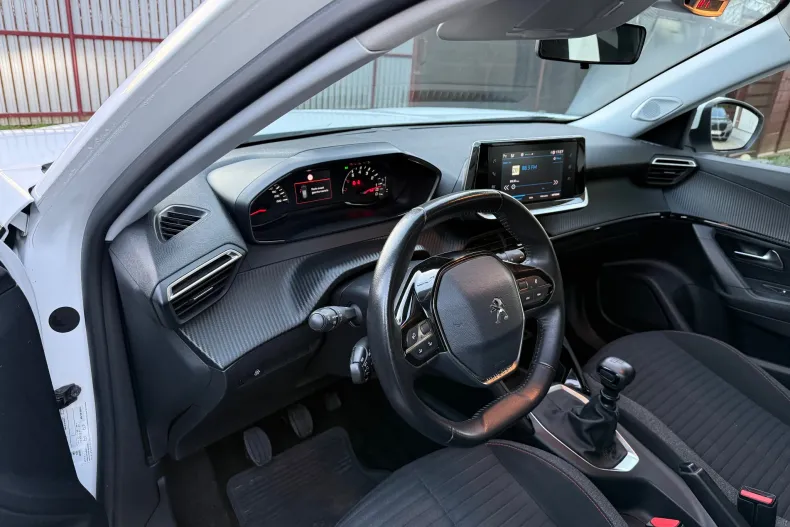 Peugeot 2008 din 2020 cu 77.770 km - oferta PEU164075 - foto 24