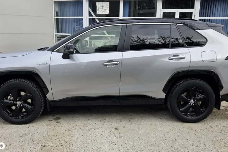 Toyota RAV4 din 2020 cu 39.560 km - oferta TOY164076 - foto 4
