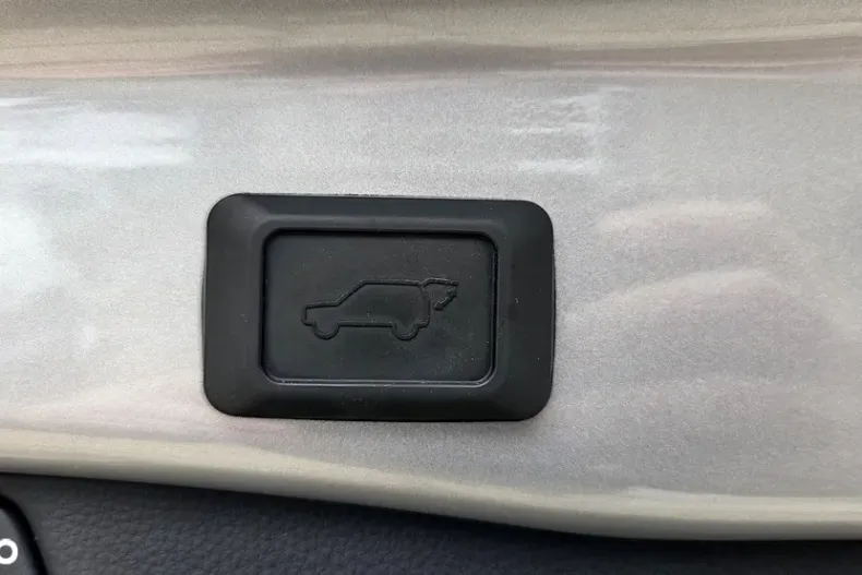 Toyota RAV4 din 2020 cu 39.560 km - oferta TOY164076 - foto 15