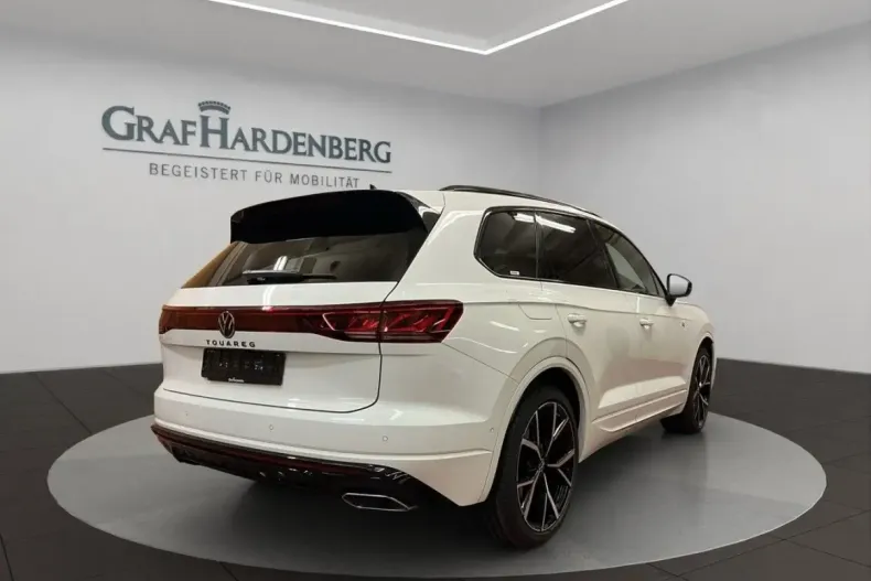 Volkswagen Touareg din 2024 cu 27.200 km - oferta VOL164079 - foto 6